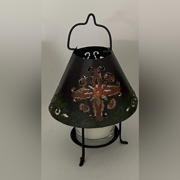 Vintage Set 4 Piece Metal Free Standing or Hanging Candle Lantern. - Picture 3 of 4